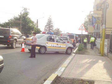 Doi indivizi implicaţi într-un scandal în Valu, daţi în urmărire!